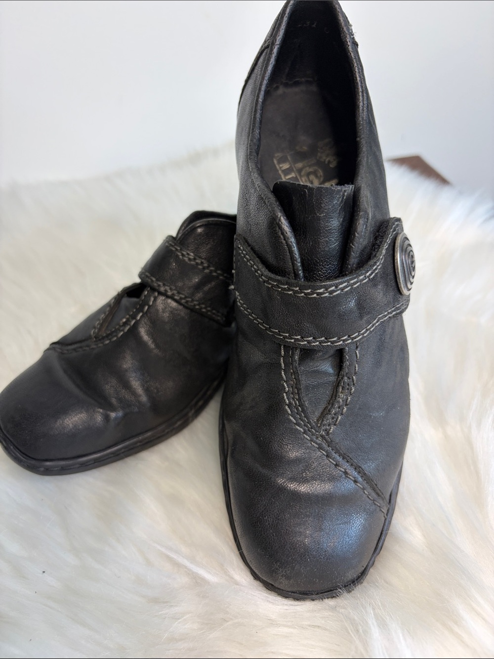 REIKER Women's Black Leather Slip-On Loafers with Button Strap SIZE 36